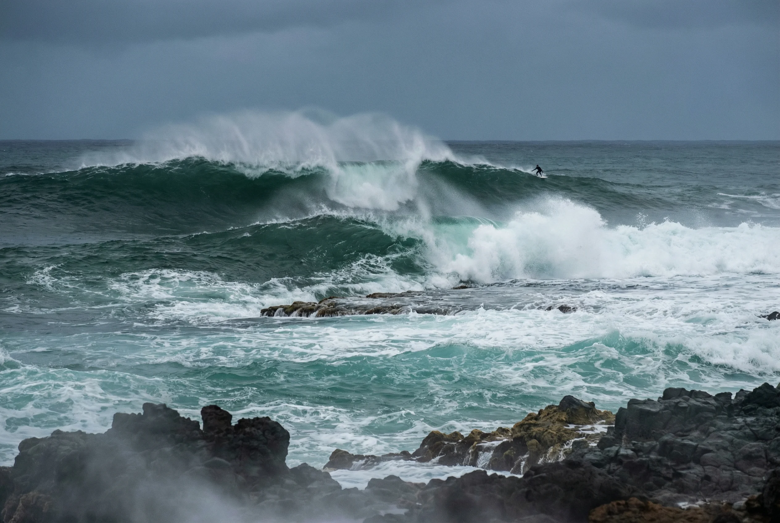 Tunnel Beach Kauai Winter Swell - High Power Surf and North Shore Waves